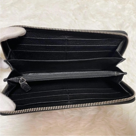 Yves Saint Laurent Black Wallet with Gold Accents - Picture 6 of 13